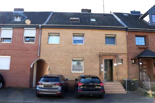 Foto - 9 Zimmer Reihenhaus in Köln