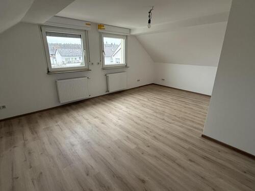 Foto - 2.5 Zimmer Dachgeschoßwohnung zur Miete in Mühlheim am Main