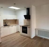 Altbauwohnung am Marktplatz Feuchtwangen – Erstbezug mit EBK