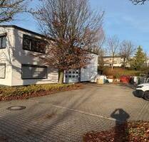 Gewerbehalle mit Büro in Bretten zu vermieten