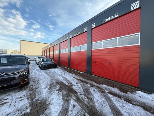 Foto - Garagen in einem Garagenpark in Moosburg