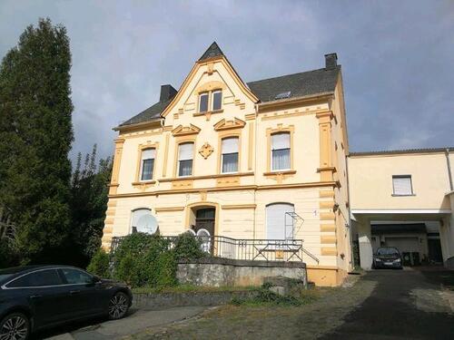 Foto - Mehrfamilienhaus in Höh-Grenzhausen