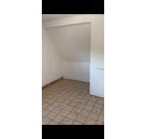 4 Zimmer Küche Bad mit WBS - 450,00&nbsp;EUR Kaltmiete, ca.&nbsp; 102,00&nbsp;m&sup2; in Extertal (PLZ: 32699)