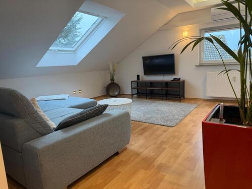 Foto - Voll möbliert, hochwertig ausgestattete Wohnung mit Balkon in St. Augustin Hangelar, 10 min bis Bonn