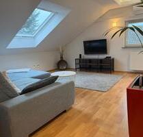 Voll möbliert, hochwertig ausgestattete Wohnung mit Balkon in St. Augustin Hangelar, 10 min bis Bonn - Sankt Augustin