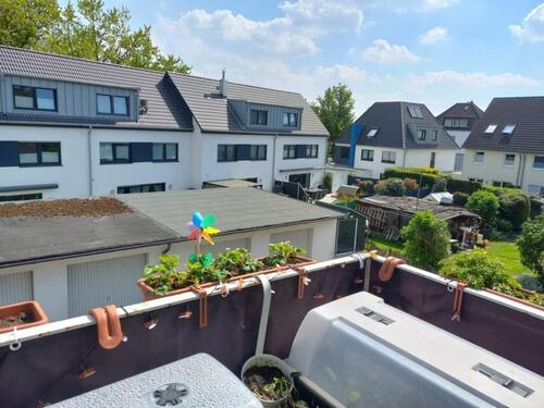 Foto - Mehrfamilienhaus mit 4 Garagen in guter Lage