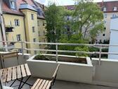 Foto - Frisch vollmöblierte 1-Zimmer-Wohnung mit Balkon am Rotkreuzplatz