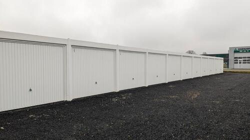 Foto - Garage zu Vermieten, Autogarage, Lagerraum, Garagenstellplatz