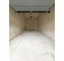 Ebenerdige GarageLagerfläche 34,27 qm mit Freifläche und Stromanschluss zu vermieten - Neuenhagen bei Berlin