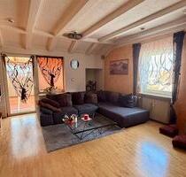 4-Zimmer Wohnung mit Wintergarten & Kamin-Prov.frei - Strullendorf