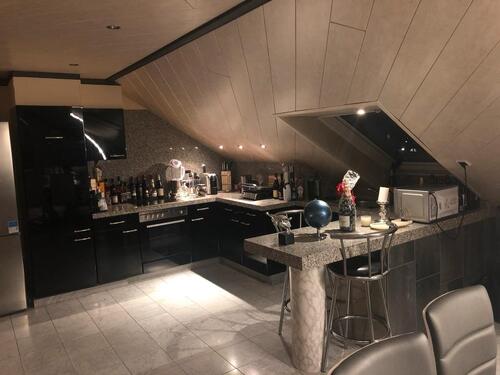Foto - Hochwertige renovierte ETW mit großen Balkon in guter Lage