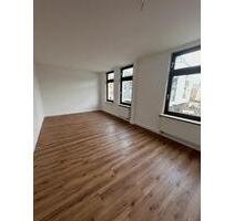 Frisch sanierte 4-Zimmer-Wohnung (100 m²) mit zwei Balkonen - Buxtehude