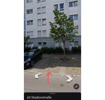 Parkplatz zu vermieten Zwei Haltestellen vom Flughafen entfernt - Leinfelden-Echterdingen