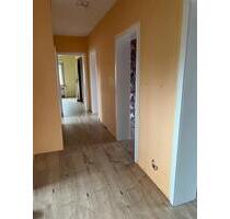 Helle 4-Zimmer-Wohnung in Solingen-Höhscheid