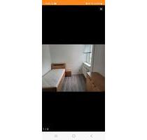 WG Zimmer in Einfamilienhaus Marienfelde mit Anmeldung - Berlin Tempelhof-Schöneberg