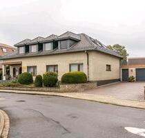 Einfamilienhaus + 8 Appartmentzimmer, Rendite (8-14%) möglich - Stuhr