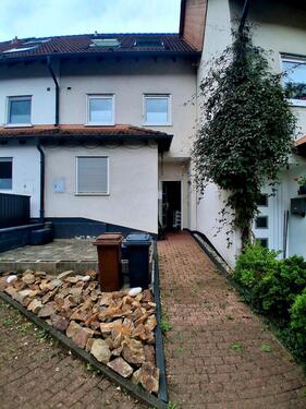 Foto - Reihenmittelhaus, Haus . - 325.000,00 EUR Kaufpreis,