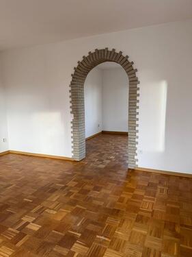 Foto - Helle 3-Raum-Wohnung mit Garage