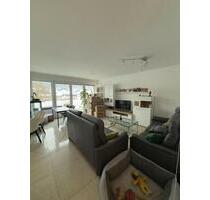 helle 3-Zimmer-Terrassen-Wohnung mit Einbauküche - Sulzbach am Main