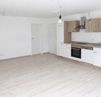Moderne 2,5 Zimmer-Wohnung in Achstetten mit EBK und Terrasse
