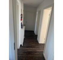 Anfrage stopp Helle 3 Zimmer Wohnung in Einfeld - Tasdorf