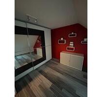 Schöne 3,5-Zimmer Maisonette-Wohnung für 3-6 Monate - Neu-Isenburg