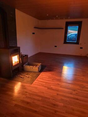 Foto - frisch renovierte Zwei-Zimmer-Wohnung mit Garten und Kamin