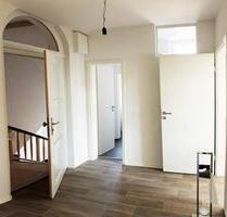 moderne 2-Raum Wohnung im Alten Rathaus Callenberg - Hohenstein-Ernstthal