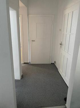 Foto - *NEU* RENOVIERTE 4 Zimmer Wohnung im 1.OG mit Balkon zu vermieten in Adolfstraße