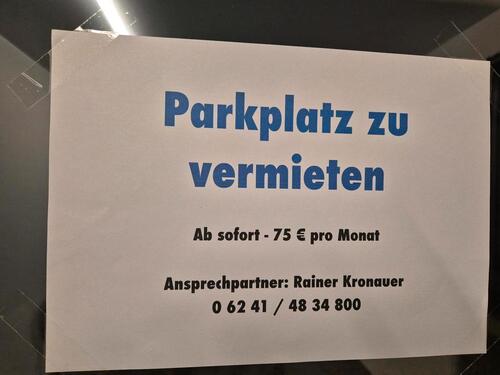 Foto - Parkplatz nähe Fachhochschule zu vermieten