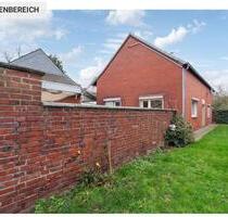 Haus zur Vermietung in Büttgen mit Hof, Garten, Carport - Kaarst