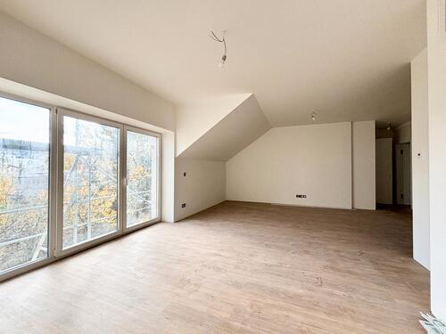 Foto - ERSTBEZUG * hochwertige Familienwohnung * Dachgeschoss * 2 Bäder * 01.01.20226