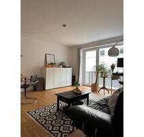 Lichtdurchflutete 3-Zimmer Wohnung im Lehenviertel - Stuttgart