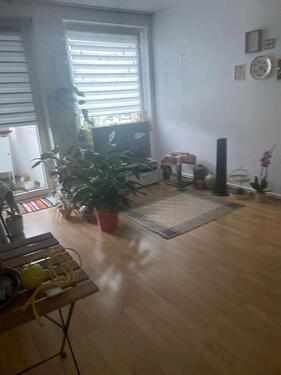 Foto - Zimmer ab sofort frei – 350 € Warmmiete