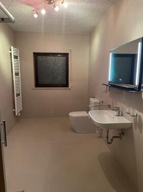 Foto - Grosszügige 4 ZKB Einbauküche in 3 FH in Sackgasse