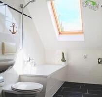 Preiswerte 3-Raum-Dachgeschosswohnung mit Tageslichtbad und Balkon - Chemnitz Hilbersdorf