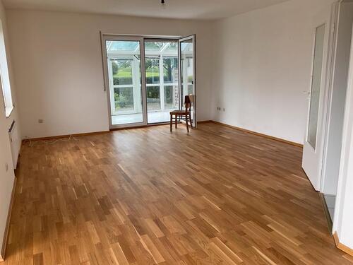 Foto - Helle 3-Zimmerwohnung mit Wintergarten und Terrasse