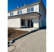 Doppelhaushälfte in Windsbach mit Einbauküche