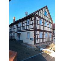 Zweifamilienhaus - 299.000,00&nbsp;EUR Kaufpreis, ca.&nbsp; 210,00&nbsp;m&sup2; in Seßlach (PLZ: 96145)