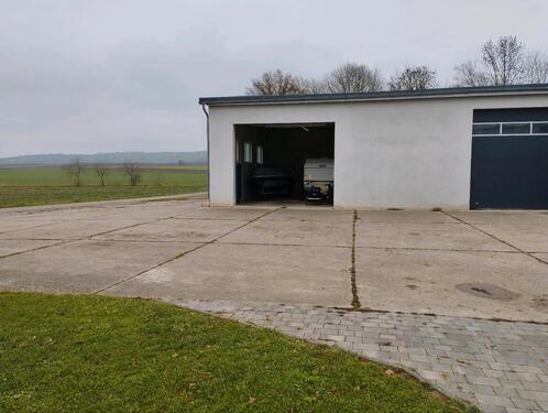 Foto - Stellplatz in Halle Garage Scheune