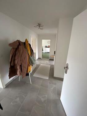 Foto - Großzügige 3 ZKB mit Balkon und Garten