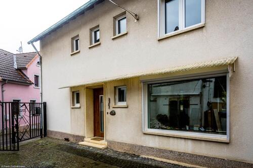 Foto - 8 Zimmer Einfamilienhaus zur Miete in Mommenheim