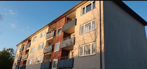 Foto - Wunderschöne 3,5 Zimmer Wohnung mit Balkon und Parkplatz zentral