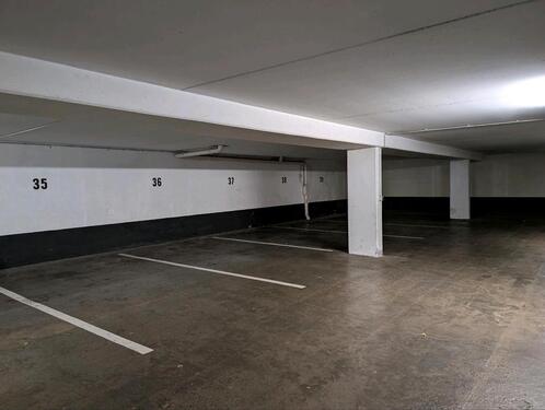 Foto - Sicherer Tiefgaragenplatz in Stuttgart-Riedenberg