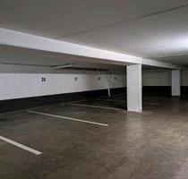 Sicherer Tiefgaragenplatz in Stuttgart-Riedenberg