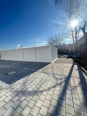 Foto - Sichere Garage in Radebeul – ideal für Auto, Motorrad & Lagerfläche