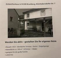 Einfamilienhaus mit Doppelgarage ges. 190qm - Dietenhofen