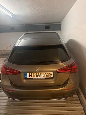 Foto - Duplex-Stellplatz (oben) in der Tiefgarage