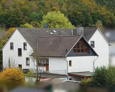 Foto - Mehrfamilienhaus, Wohnhaus zum Kaufen in Sundern (Sauerland)