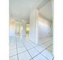 *** Großzügig geschnittene 3-Zimmer-Wohnung mit Balkon - hell und freundlich *** Marl-Brassert ***